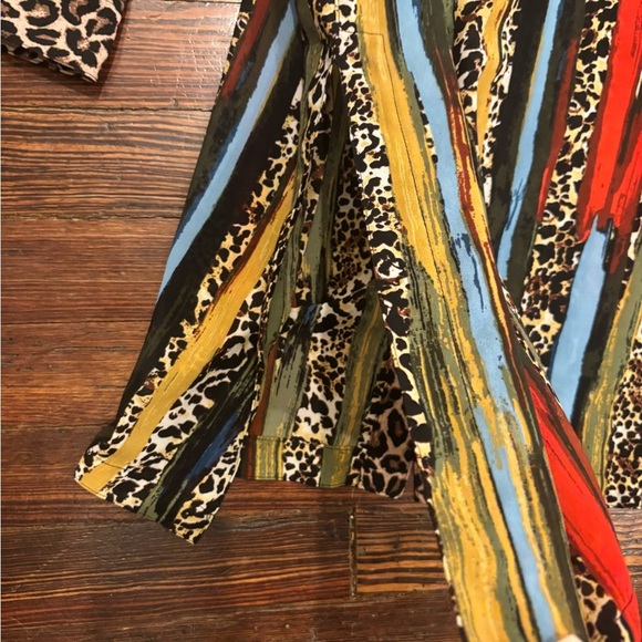 John Mark Women Leopard Abstract Button Down Shirt Dress Sz M Roll Tab Sleeve - Picture 9 of 9